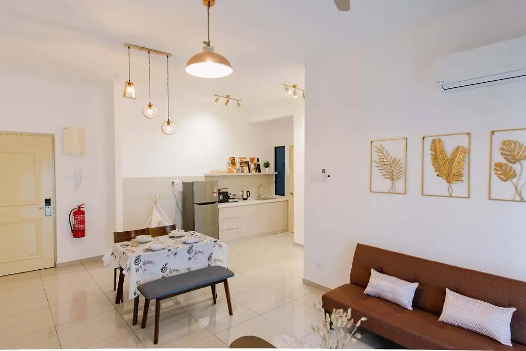 Apartment New Tatami Golden House榻榻米小金屋 Near Jonker&Heritage Malacca